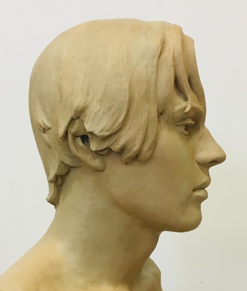 Tyler - right detail